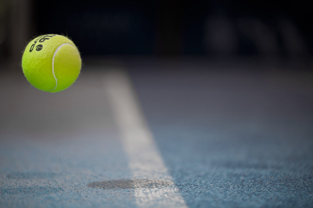 Hintergrundbild mit Tennisball RTC Seedorf
